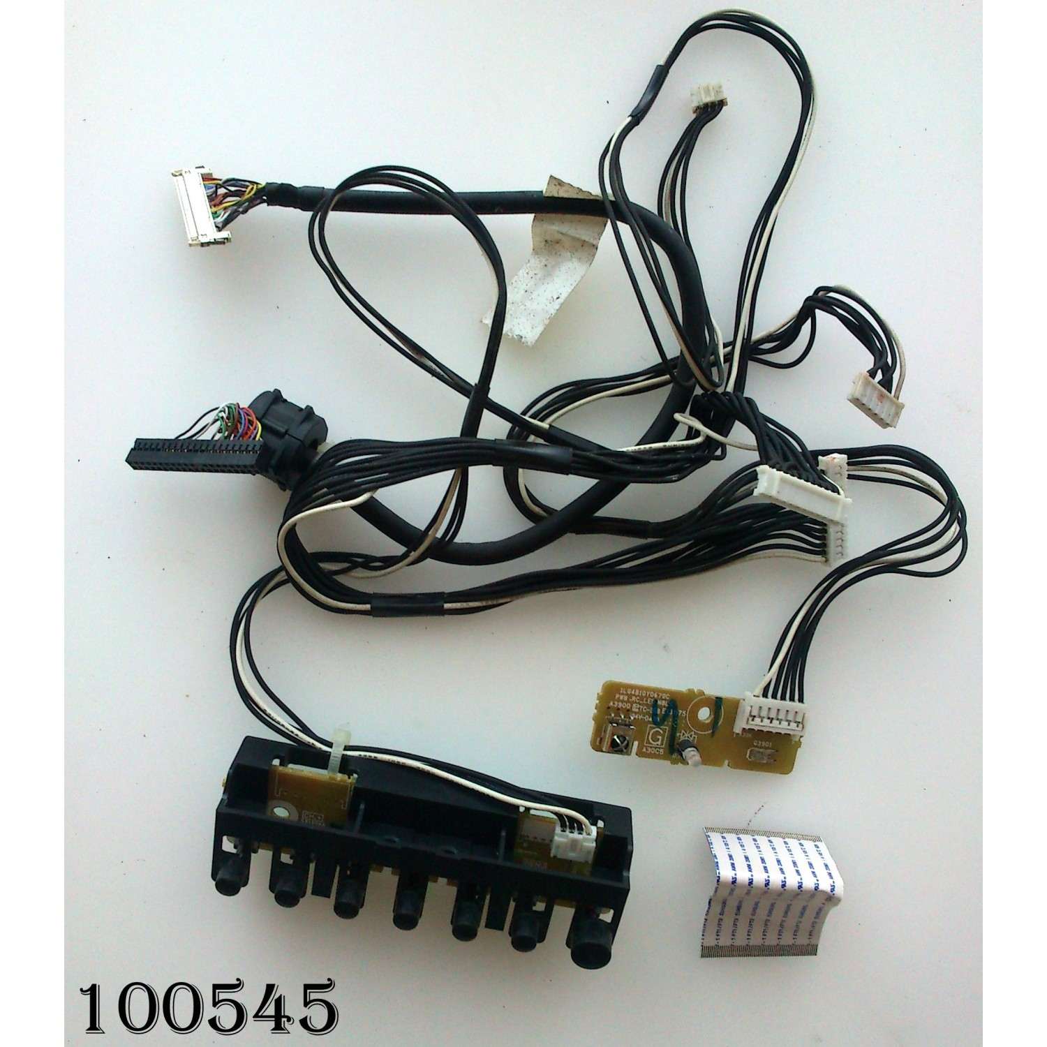 KIT DE CABLES PARA TV / SANYO DP32640